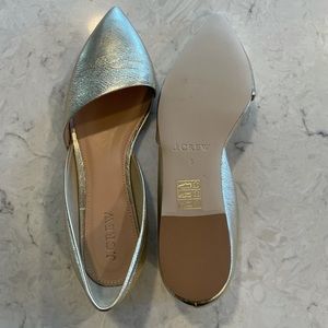 BRAND NEW Leather J.Crew flats, size 6